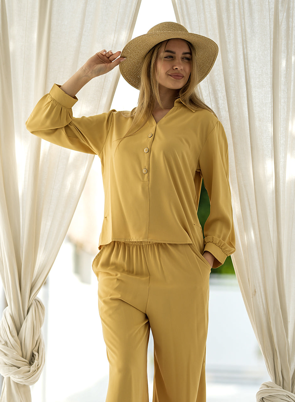 Vogue - Dark Cream Collar Co-ord