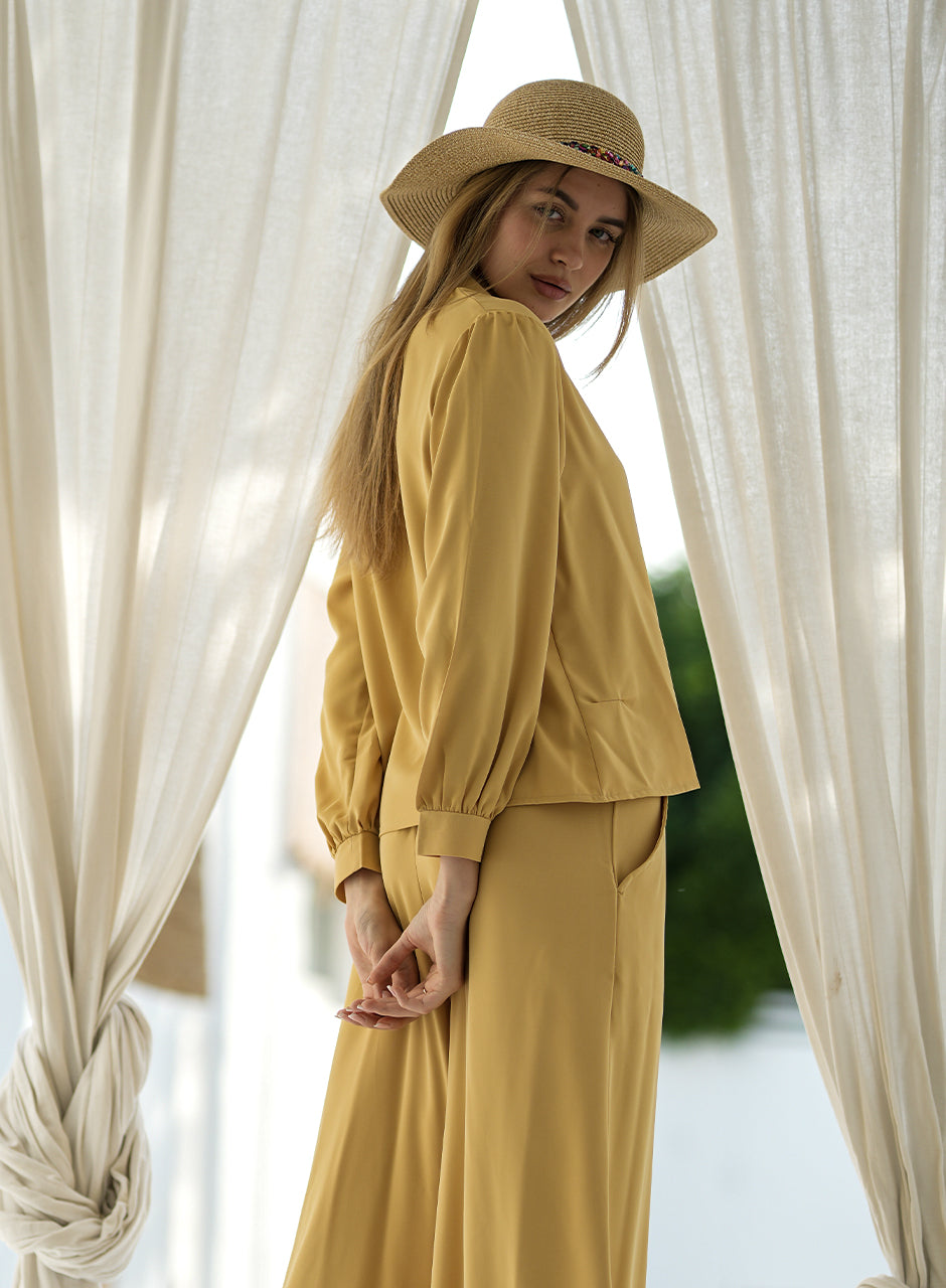 Vogue - Dark Cream Collar Co-ord