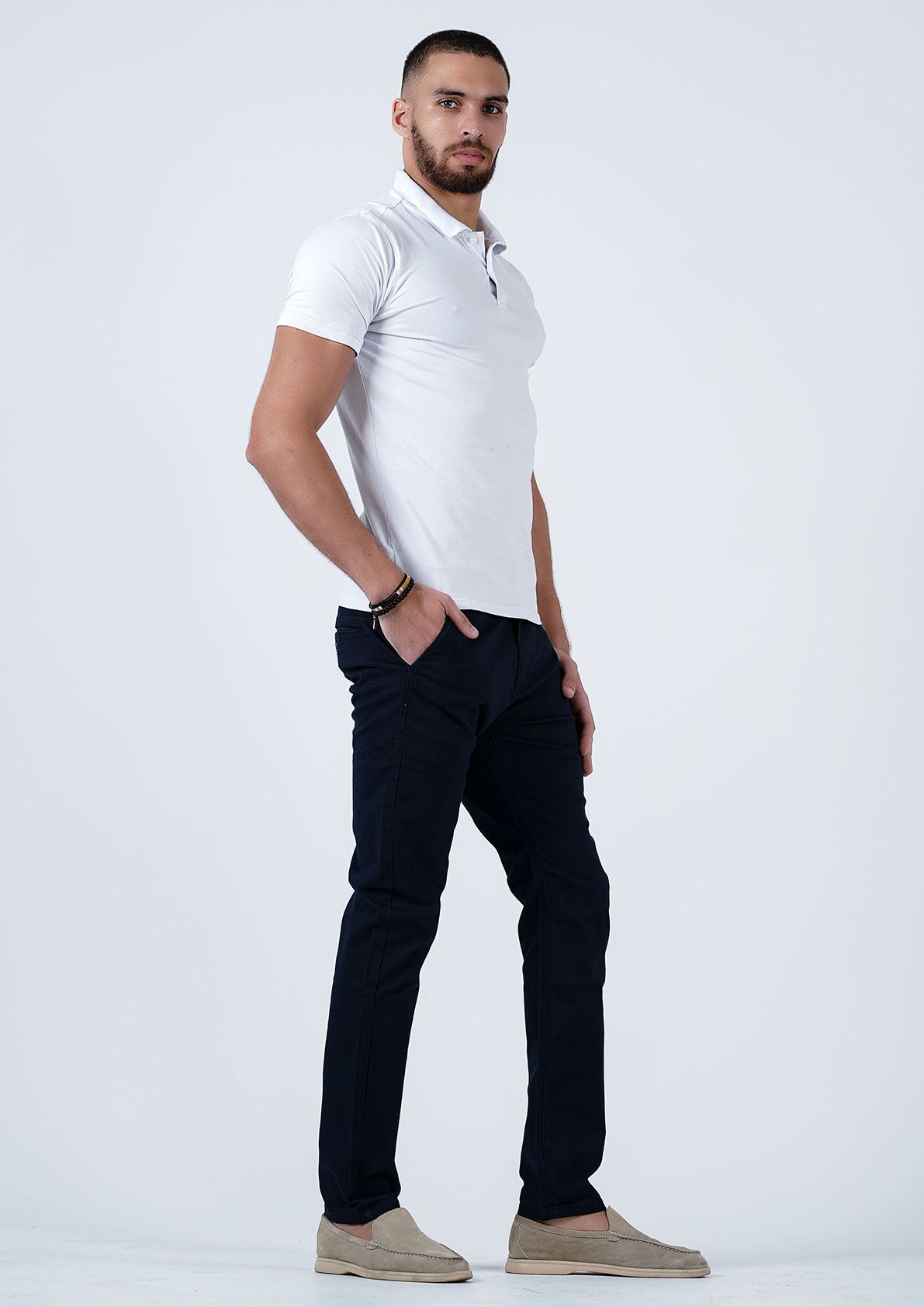 Classic Tailoring Meets Modern Comfort: Your Ultimate Chino Pants