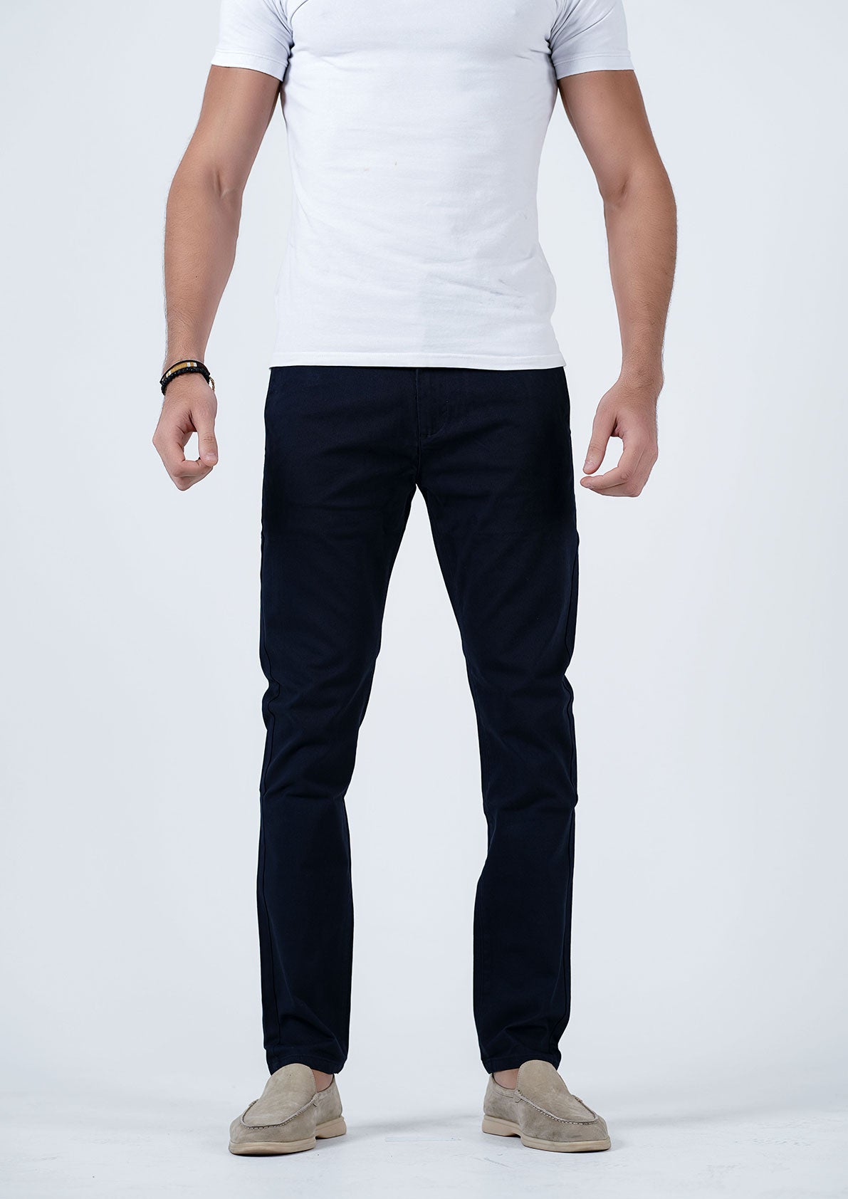 Classic Tailoring Meets Modern Comfort: Your Ultimate Chino Pants