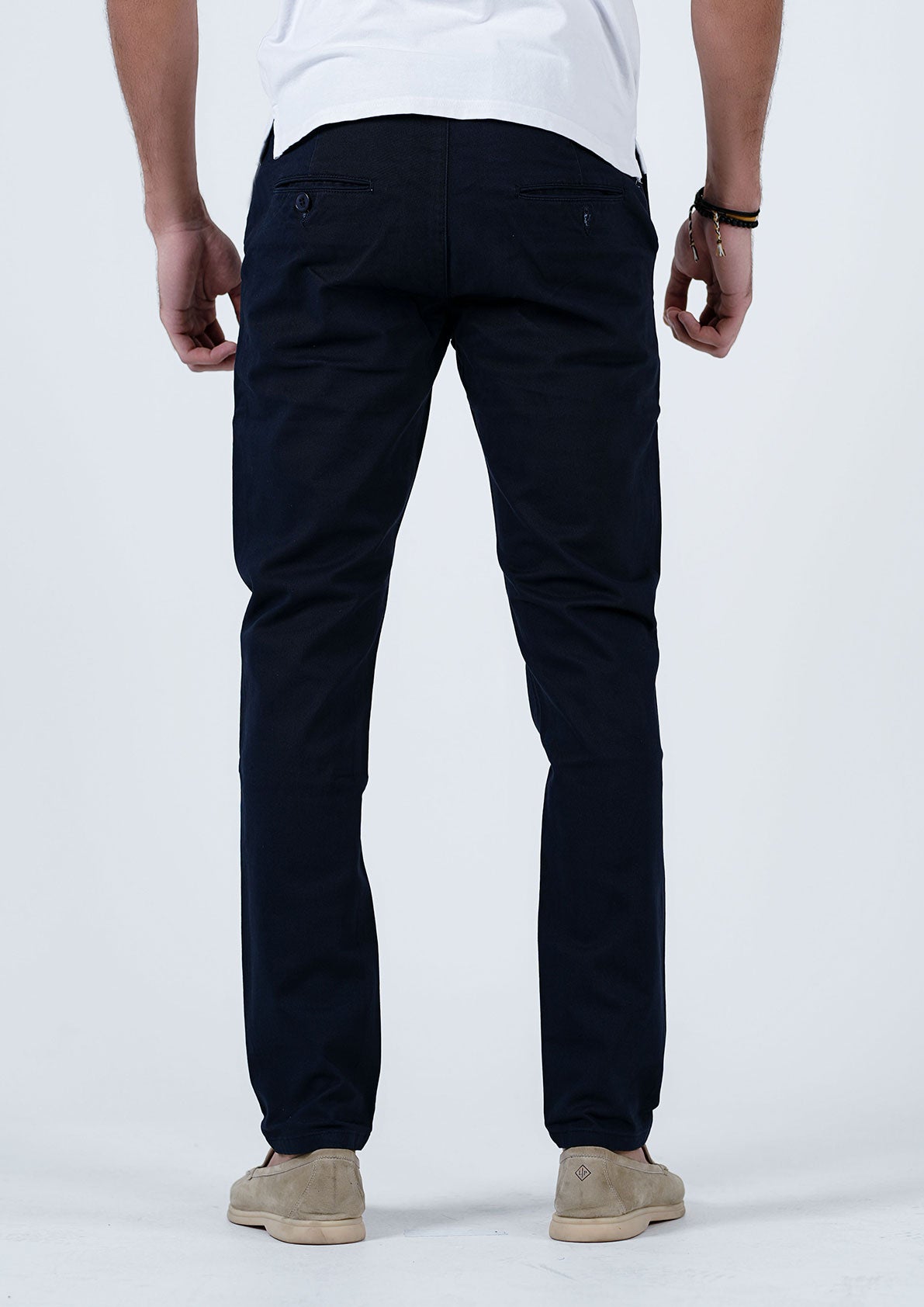 Classic Tailoring Meets Modern Comfort: Your Ultimate Chino Pants