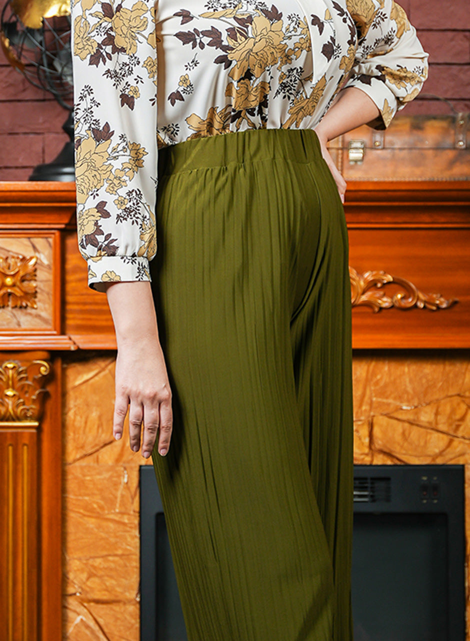 Pine Green Pleated Trouser