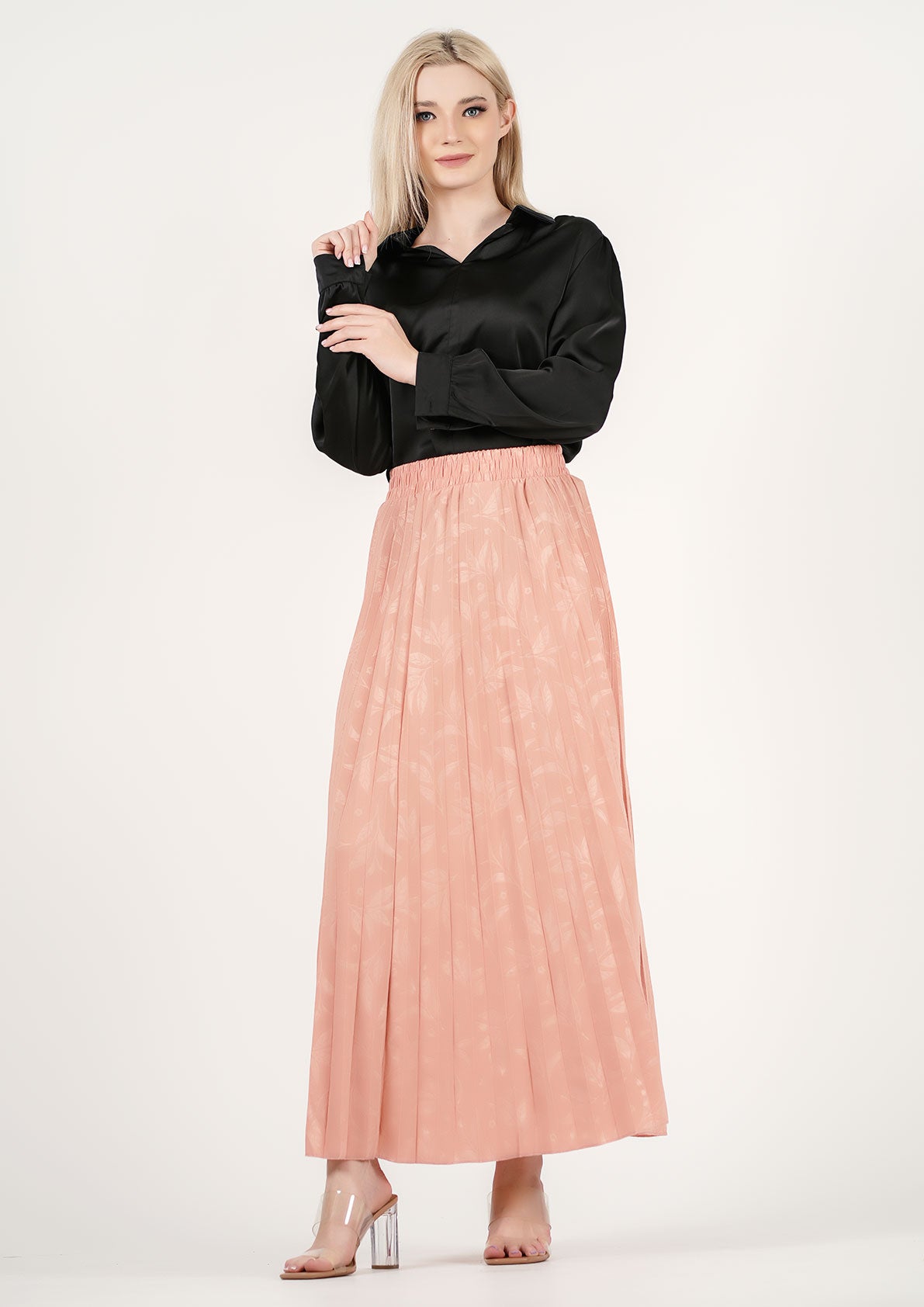 Blush Harmony: Pleated Peach Midi Skirt