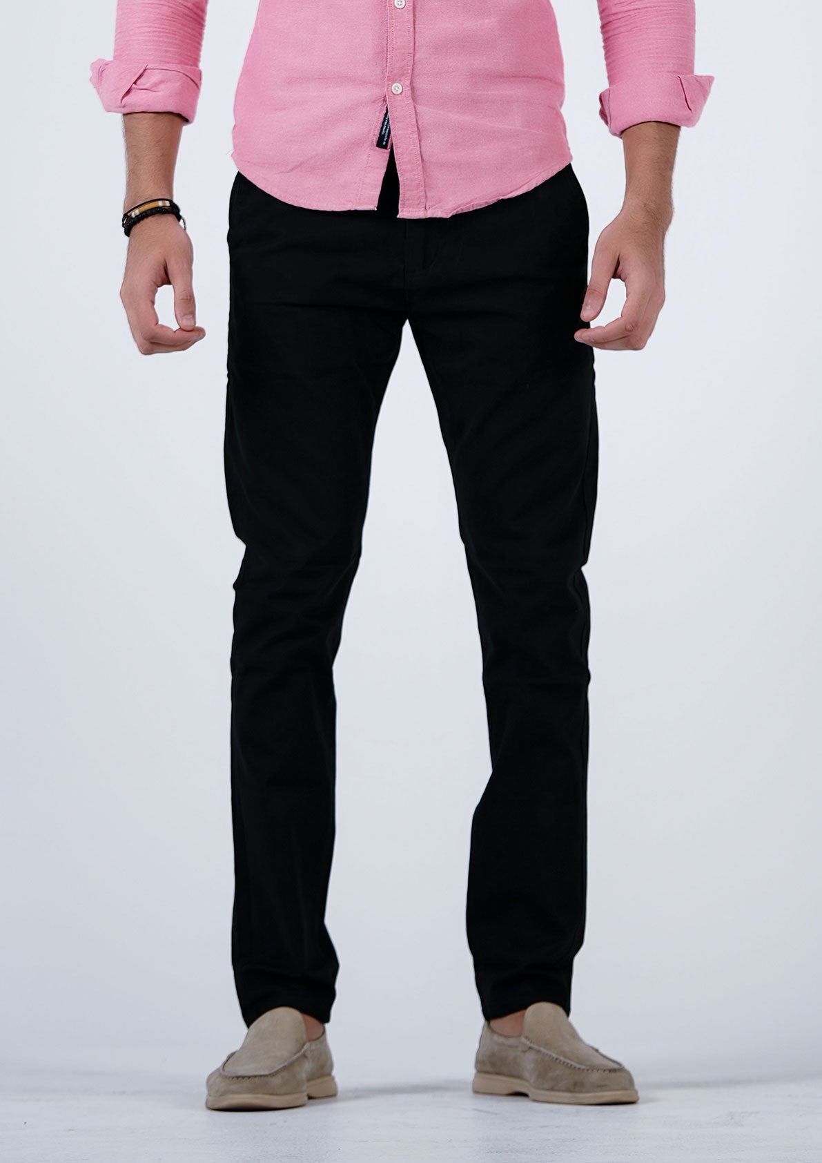 Solid Chinos with Pockets and Button Closure - Essential Everyday Black